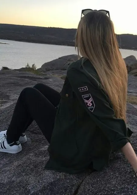 Карина из Омска, ищу на сайте знакомства без обязательств