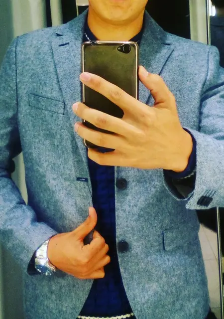 Я Дамир, 30, из Саратова, ищу знакомства без обязательств