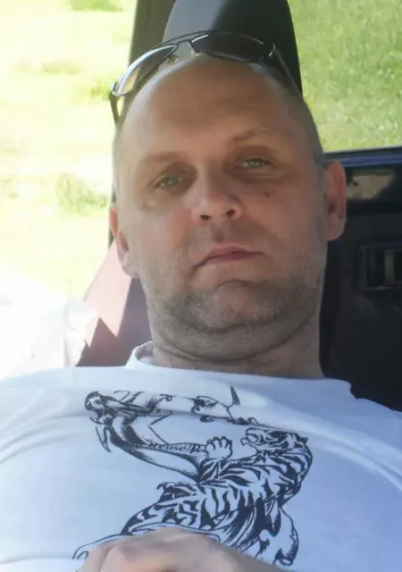 Алексей из Смоленска, ищу на сайте постоянные отношения