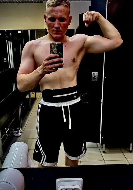 Александр из Самары, ищу на сайте общение