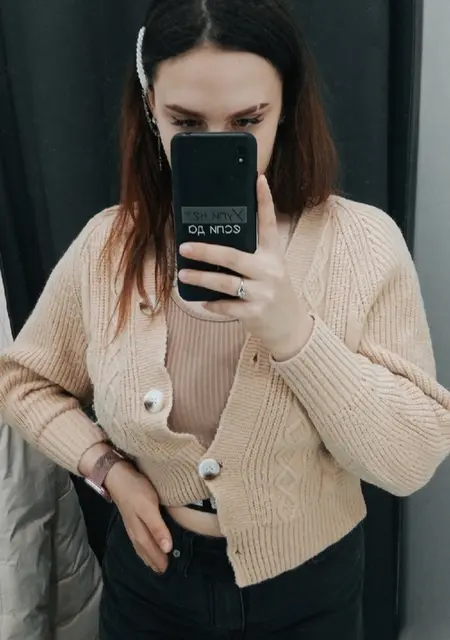 Я Марина, 25, знакомлюсь для постоянных отношений в Батайске