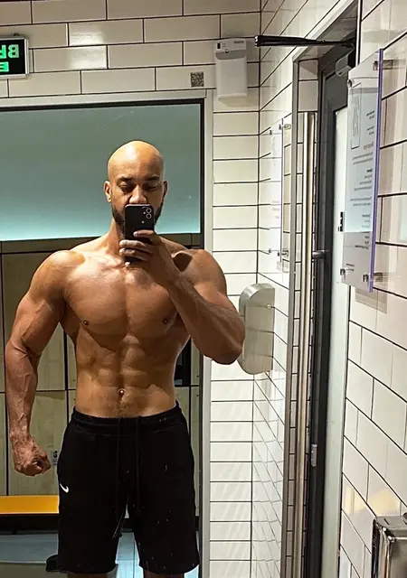 Anton из Апатитов, ищу на сайте дружбу