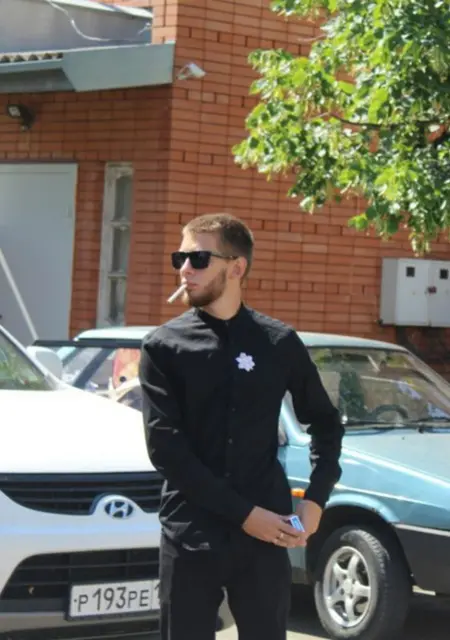 Я Виктор, 27, из Анапы, ищу знакомства без обязательств