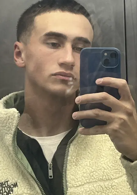 Илья из Тюмени, ищу на сайте вирта