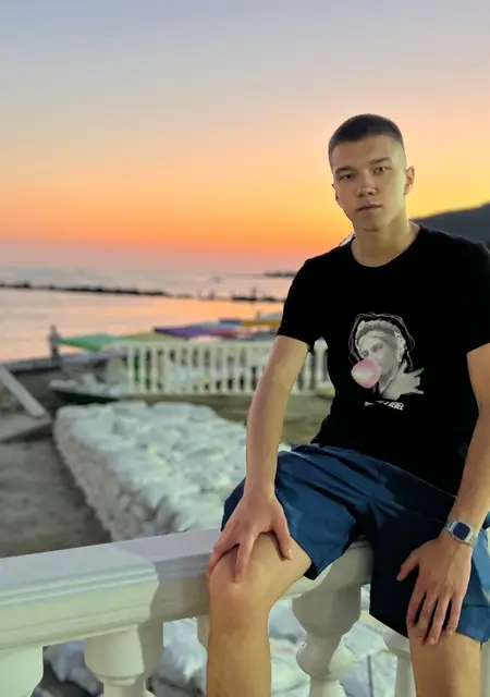 Taiwan из Истры, мне 21, познакомлюсь на одну ночь