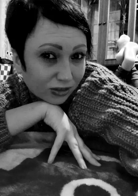 Елена из Волгограда, ищу на сайте общение