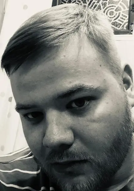 Я Валерий, 33, из Санкт-Петербурга, ищу знакомство для постоянных отношений