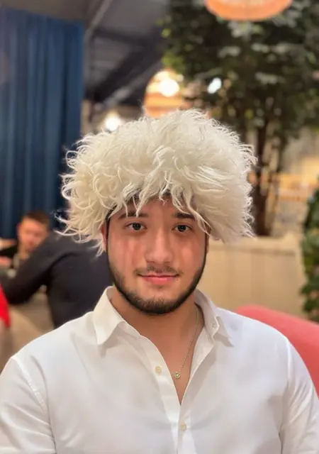 Я Ильназ, 21, из Казани, ищу знакомство для общения