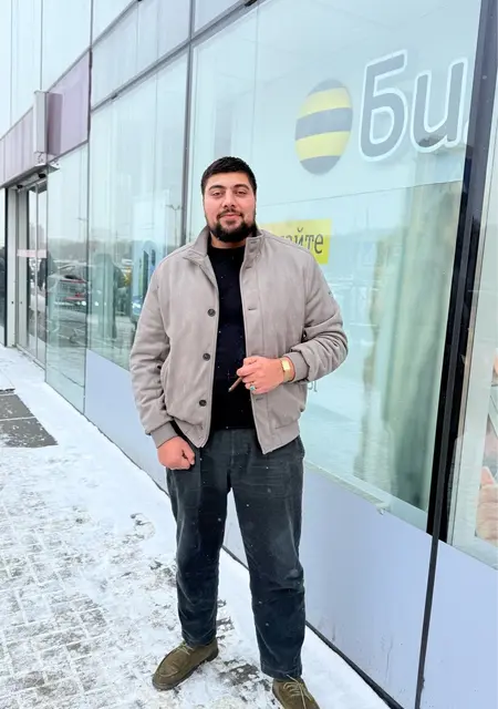 Я Артур, 27, из Рязани, ищу знакомство для открытые отношения