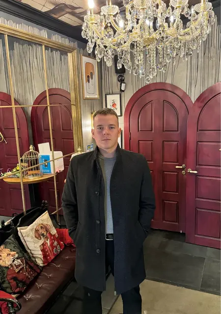 Я Андрей, 24, из Москвы, ищу знакомство для приятного времяпровождения