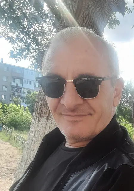 Я Феликс, 55, из Кингисеппа, ищу знакомства без обязательств