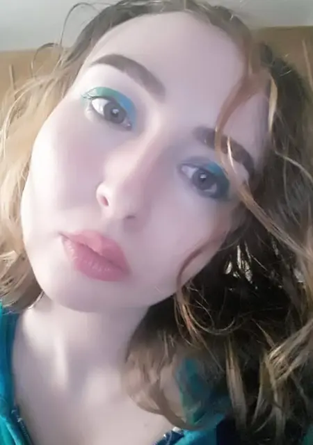 Я Elena, 27, знакомлюсь для дружбы в Омске