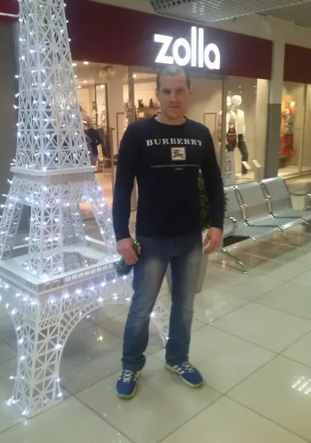 Виктор из Клинцов, мне 43, познакомлюсь для постоянных отношений