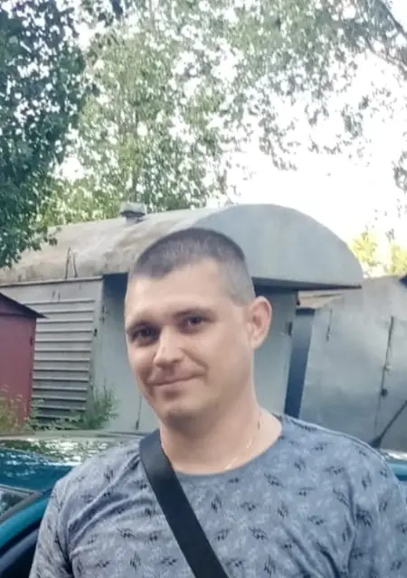 Я Андрей, 40, из Воронежа, ищу знакомства на одну ночь