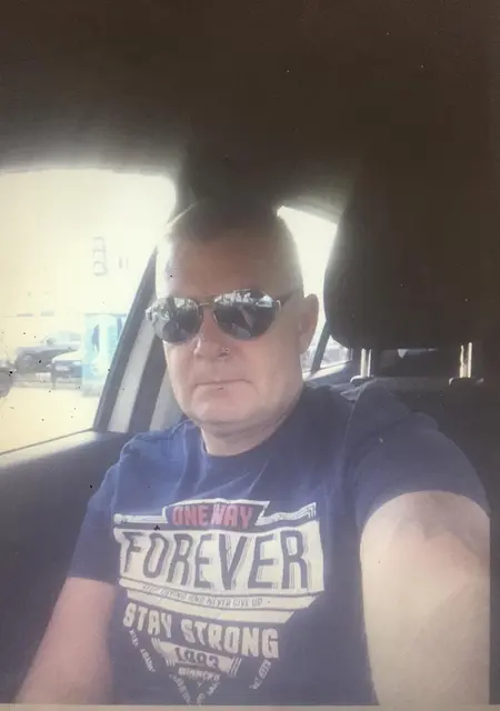 Андрей из Воронежа, ищу на сайте знакомства на одну ночь