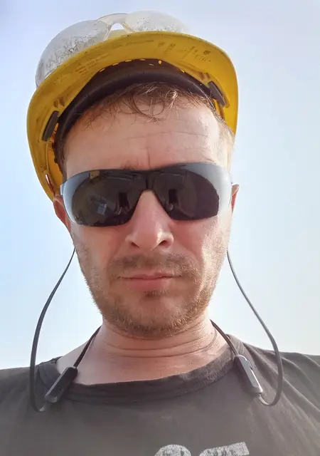 Дмитрий из Биробиджана, мне 38, познакомлюсь на одну ночь