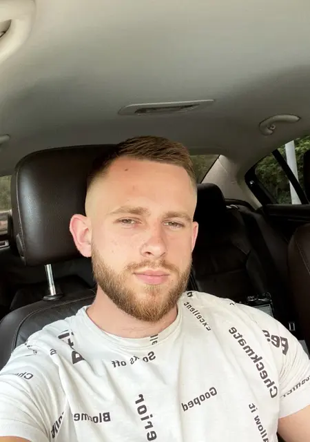 Я Stas, 30, из Магнитогорска, ищу знакомства на одну ночь