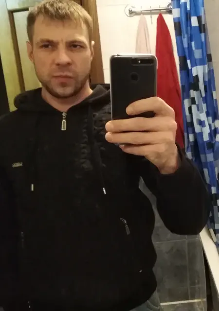 Sasha из Изяслава, мне 42, познакомлюсь для приятного времяпровождения