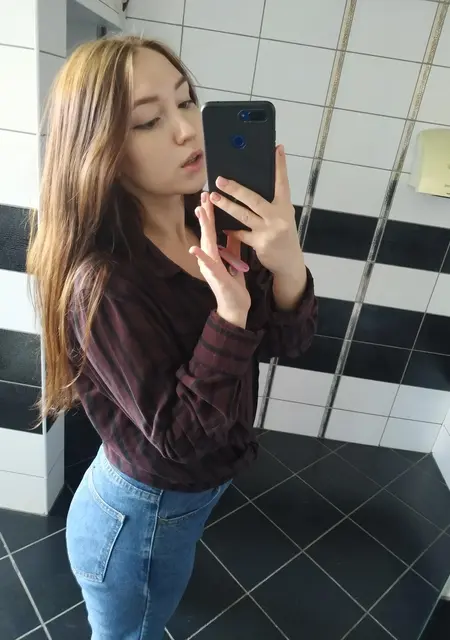 Елена из Челябинска, мне 25, познакомлюсь для приятного времяпровождения