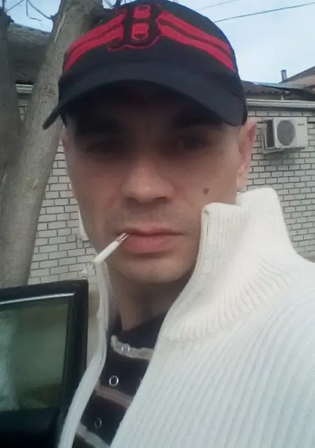 Artem из Георгиевска, мне 40, познакомлюсь для общения