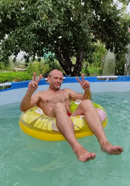 Игорь из Уфы, мне 42, познакомлюсь для приятного времяпровождения