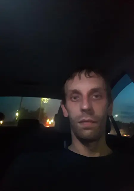 Я Вячеслав, 37, знакомлюсь на одну ночь в Коврове