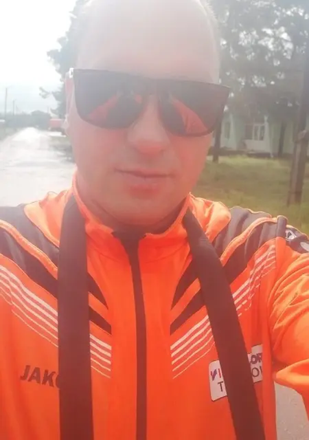 Я Владимир, 25, из Волгодонска, ищу знакомства без обязательств