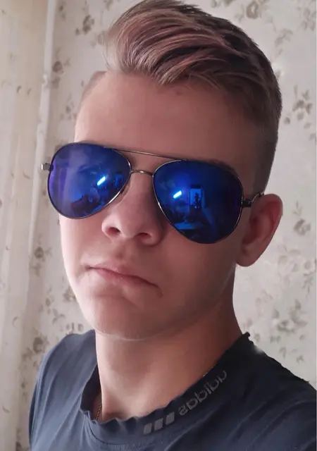 Я Михаил, 21, знакомлюсь для приятного времяпровождения в Липецке