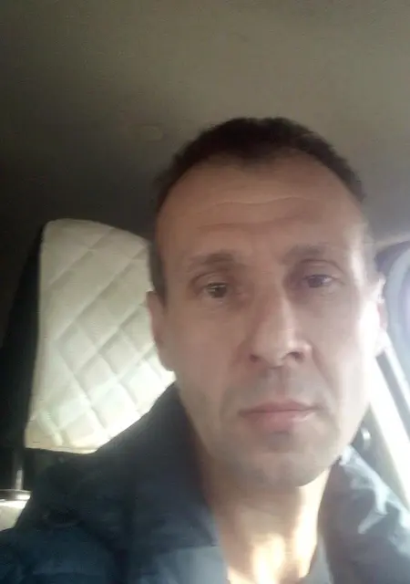 Я Сергей, 42, из Березников, ищу знакомство для постоянных отношений