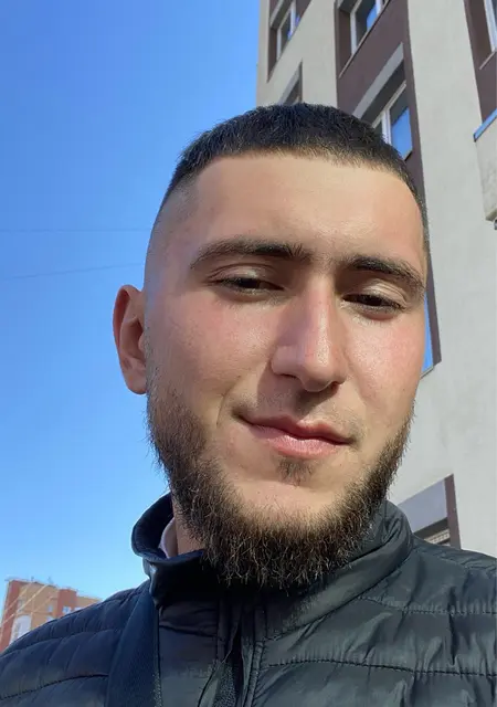 Я Иван, 23, знакомлюсь для общения в Москве