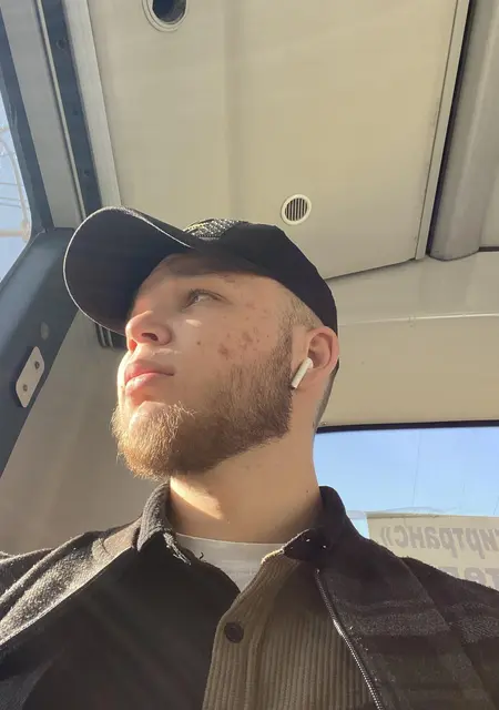 Я Александр, 25, знакомлюсь без обязательств в Ростове-на-Дону