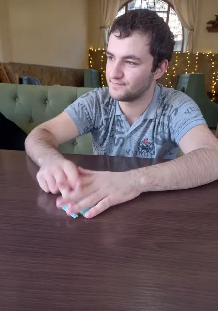 Марк из Черкесска, ищу на сайте знакомства на одну ночь