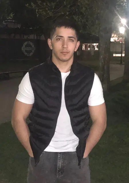 Я Давид, 23, знакомлюсь без обязательств в Крымске