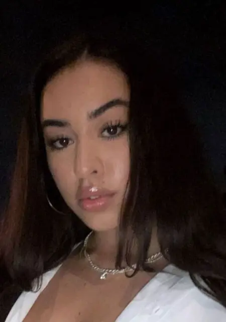 Saga из Стокгольма, мне 21, познакомлюсь