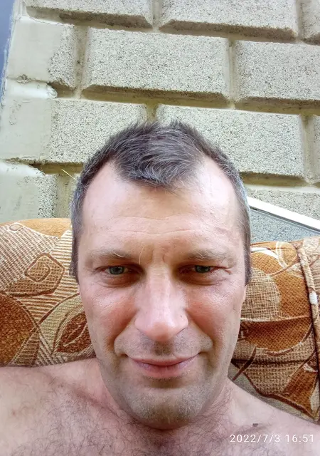 Павел из Воронежа, мне 47, познакомлюсь на одну ночь