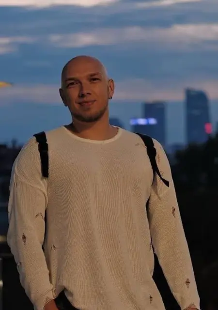 Я Иван, 30, из Москвы, ищу знакомство для постоянных отношений