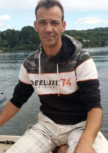 Я Mic, 40, знакомлюсь в Париже