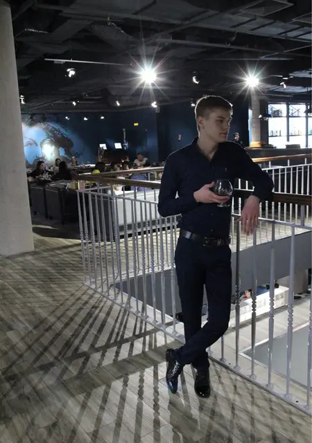 Андрей из Курска, мне 28, познакомлюсь для вирта