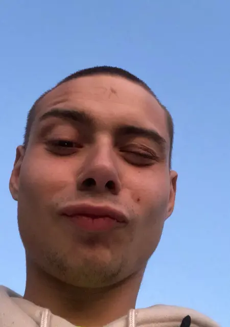 Я Каспер, 20, знакомлюсь для вирта в Шебекине