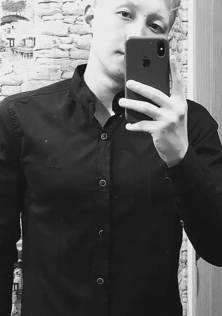 Артур из Йошкар-Олы, мне 21, познакомлюсь для дружбы