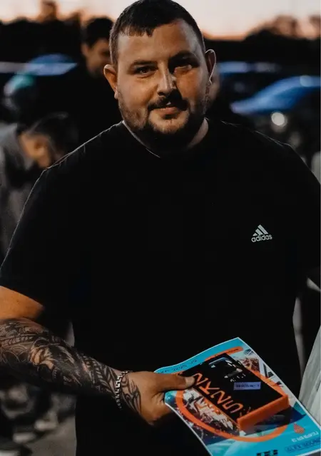 Я Павел, 27, знакомлюсь для общения в Курске