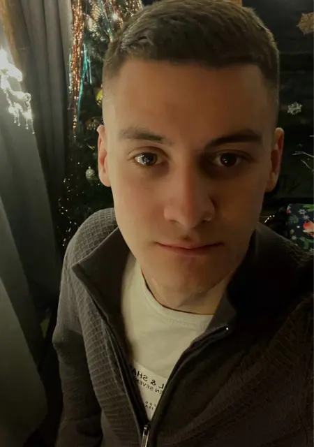 Я Ivan Sergeevich, 20, из Новокузнецка, ищу знакомство для совместных путешествий