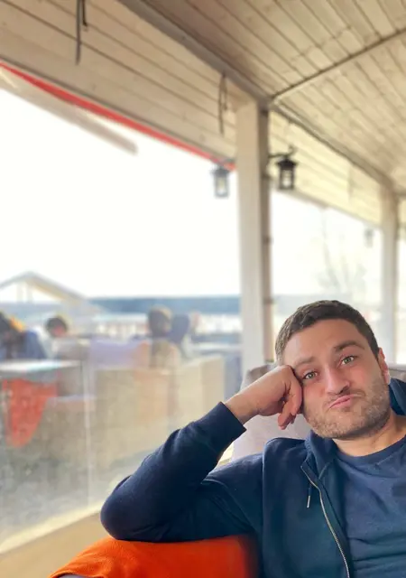 Денис из Великого Новгорода, ищу на сайте знакомства на одну ночь