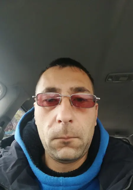 Я Алексей, 25, знакомлюсь на одну ночь в Артеме