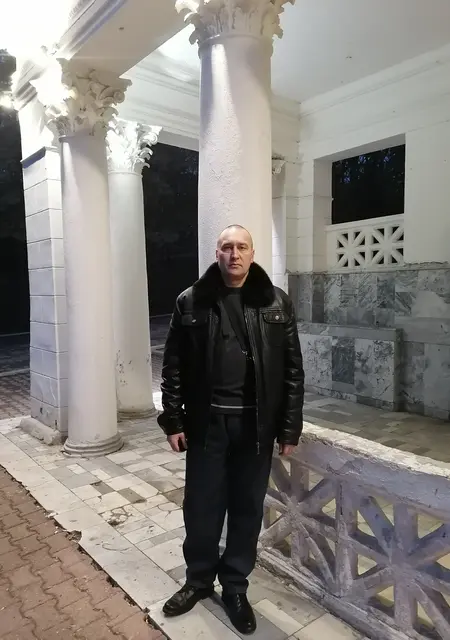 Роман из Ростова-на-Дону, мне 45, познакомлюсь без обязательств