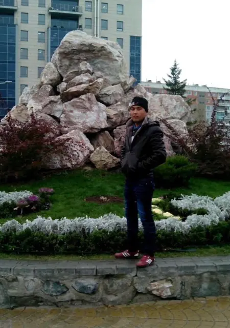 Я Илья, 34, из Магадана, ищу знакомство для вирта