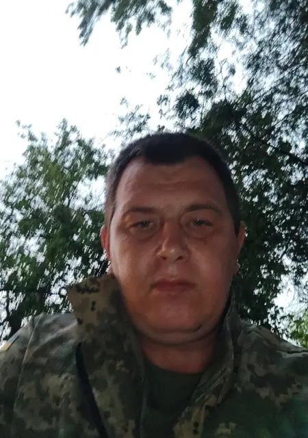 Vers з Львова, мені 41 років, познайомлюсь на одну ніч