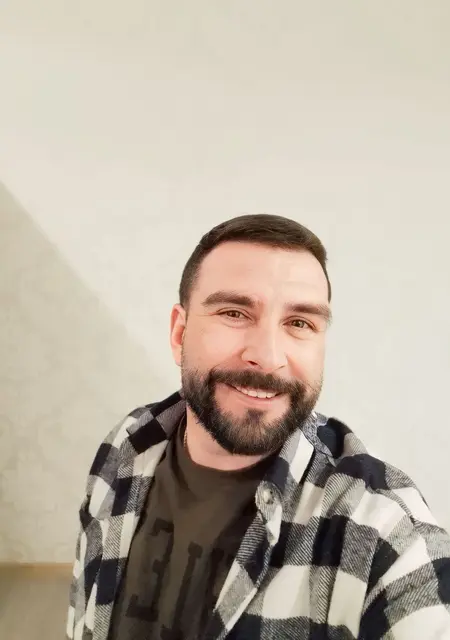 Даниил из Тольятти, мне 42, познакомлюсь на одну ночь