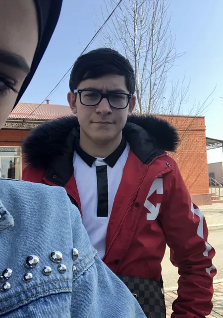 Ибрагим из Грозного, ищу на сайте знакомства на одну ночь