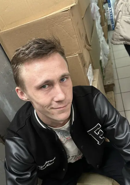 Я Dmitrii, 27, знакомлюсь для приятного времяпровождения в Кстове
